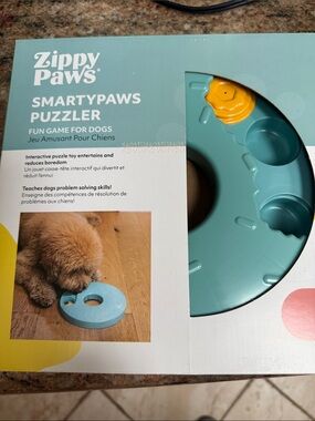 ZippyPaws SmartyPaws Puzzler Interactive Dog Toy - Teal & Yellow